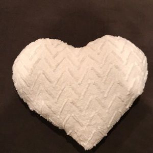 White velvet heart Pillow